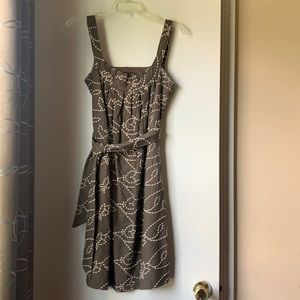 Size 4 (can fit up to 6) Axcess Linen blend embroidered brown&cream belted dress